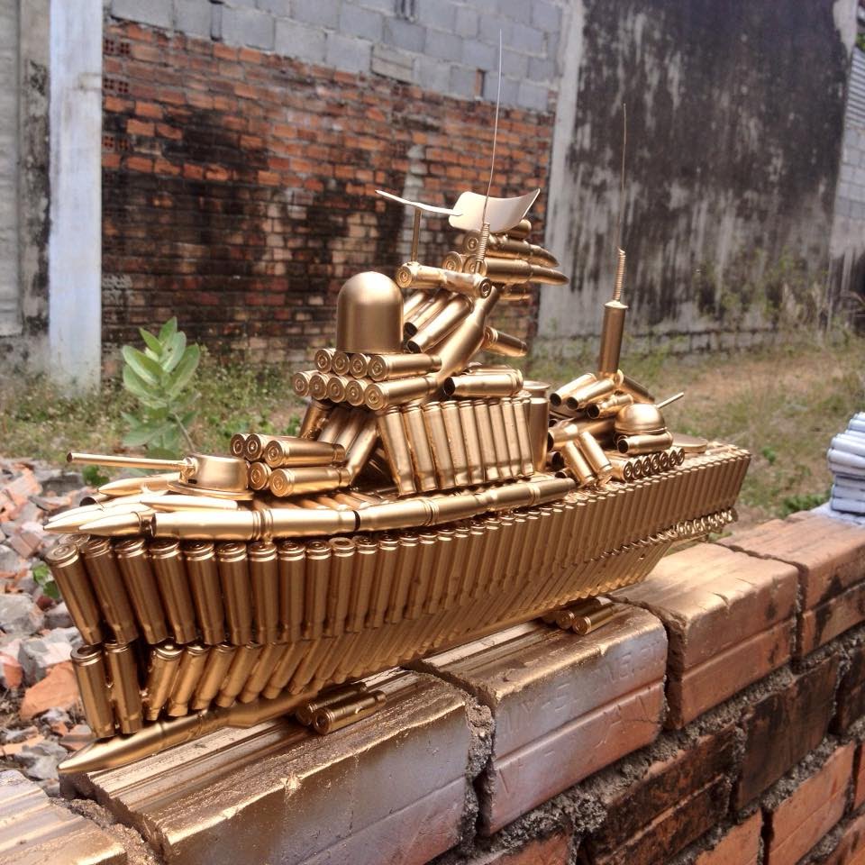 Thuyền vỏ đạn